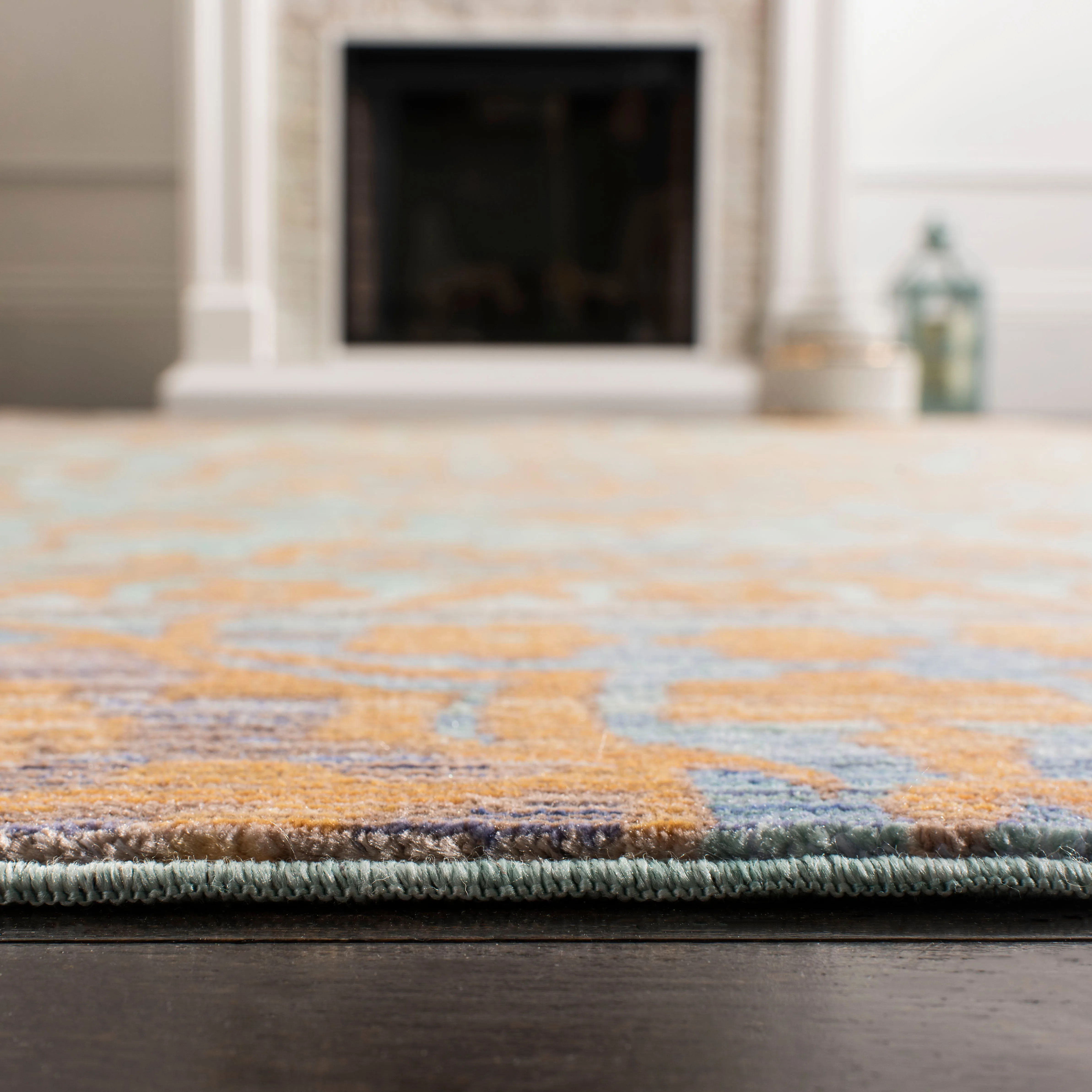 Valencia Machine Made Area Rug, Blue / Gold Traditional Style Easy Care