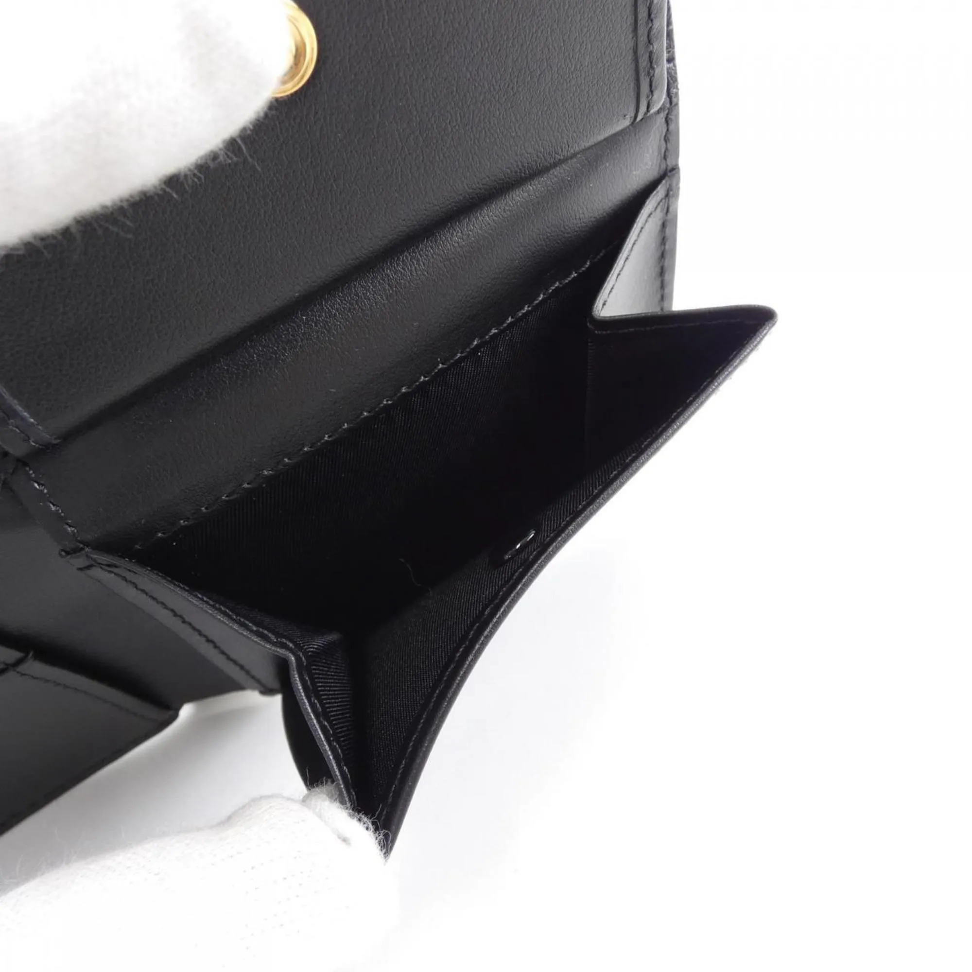 Versace Wallet (Bi-Fold) (Pre-Owned)