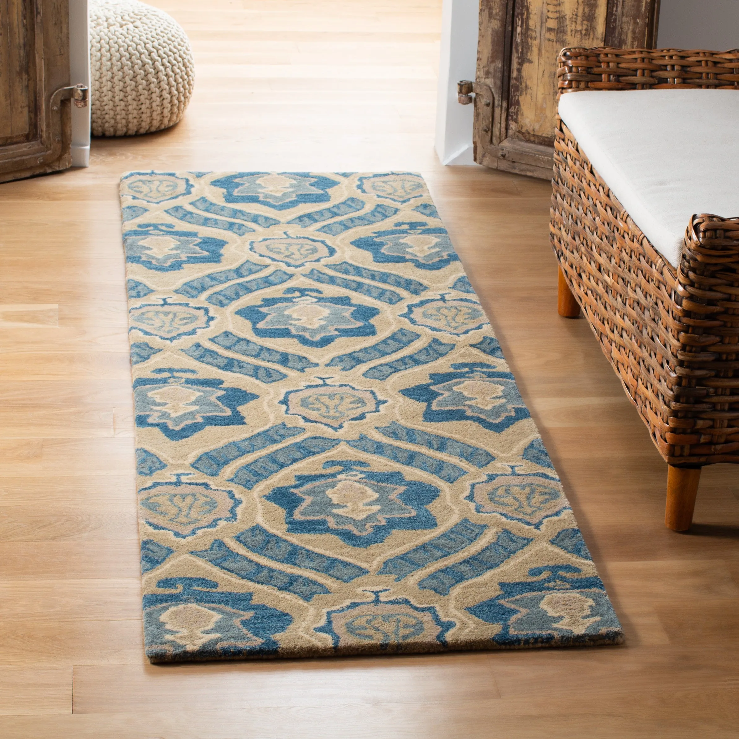 Wyndam Area Rug, Blue / Grey Transitional Style