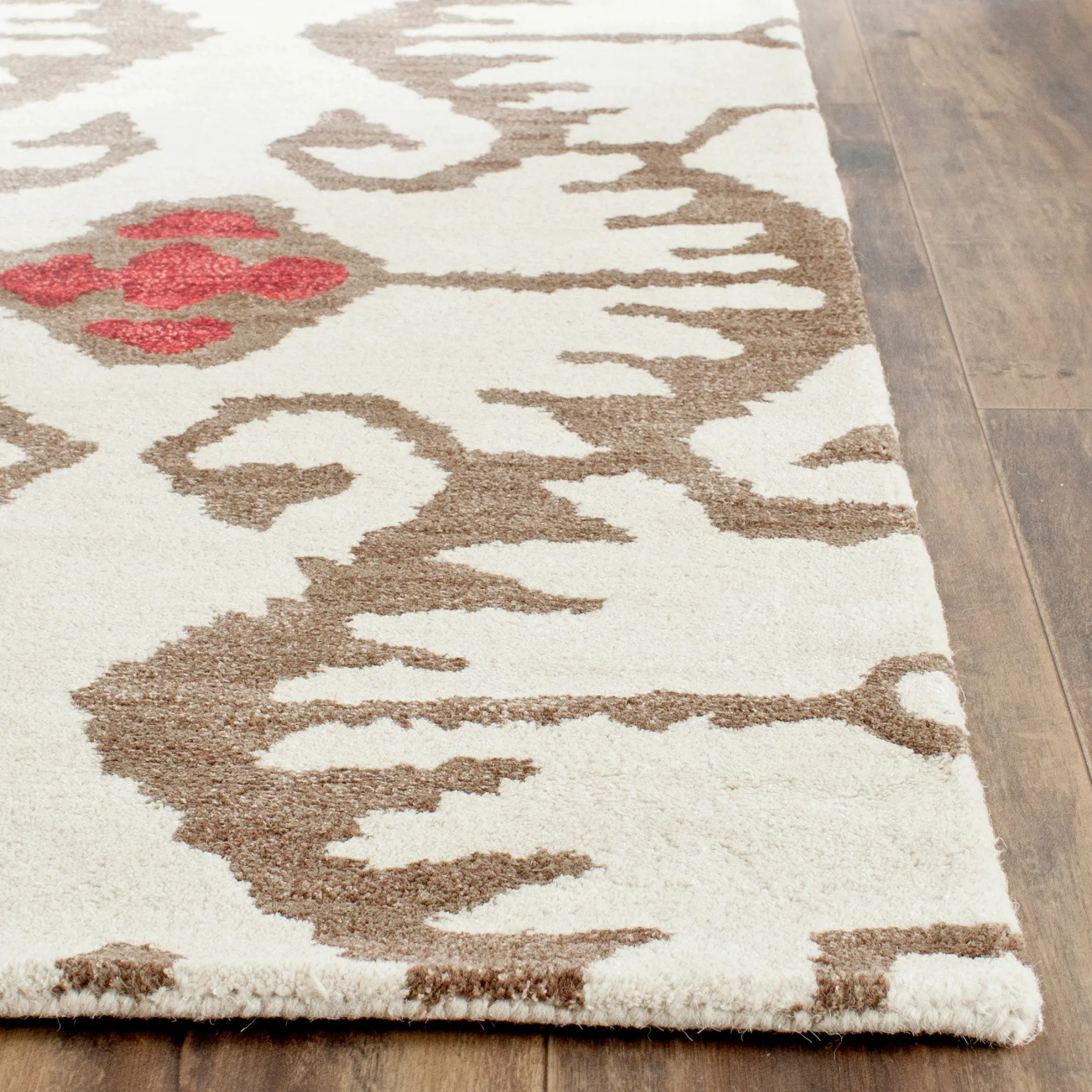 Wyndam Area Rug, Ivory / Brown Bohemian Style