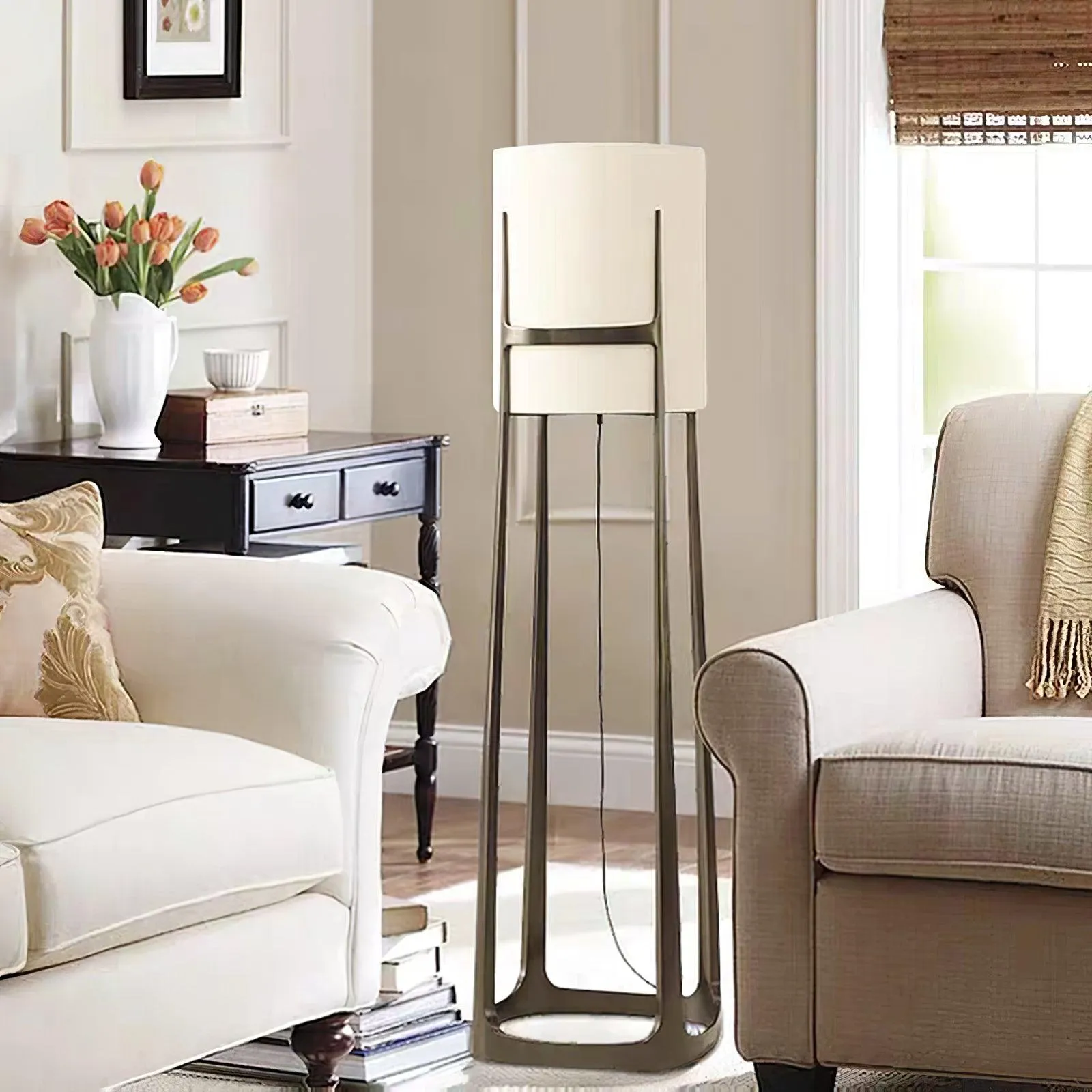 X L 04 Floor Lamp