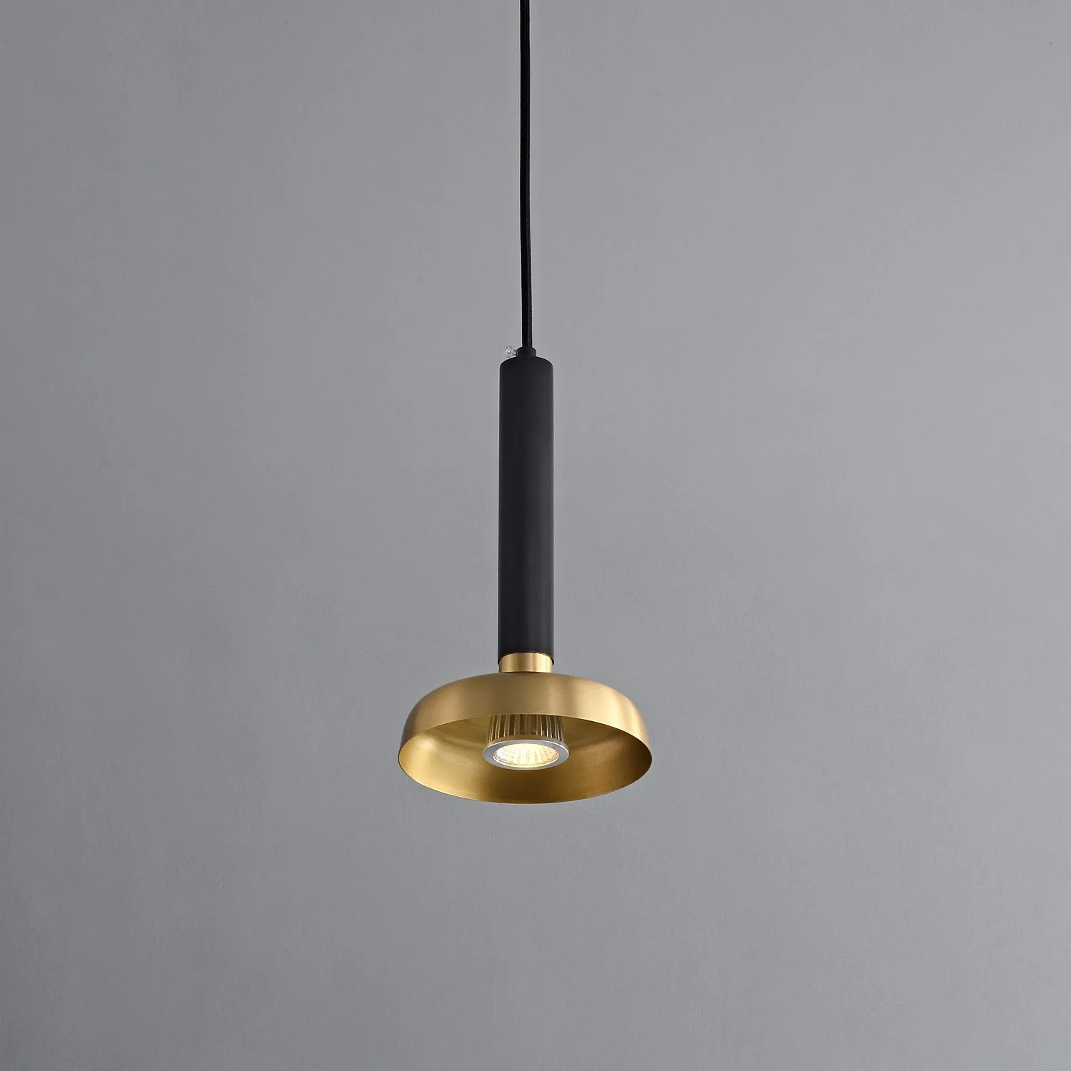 Zephyros Pendant Lamp