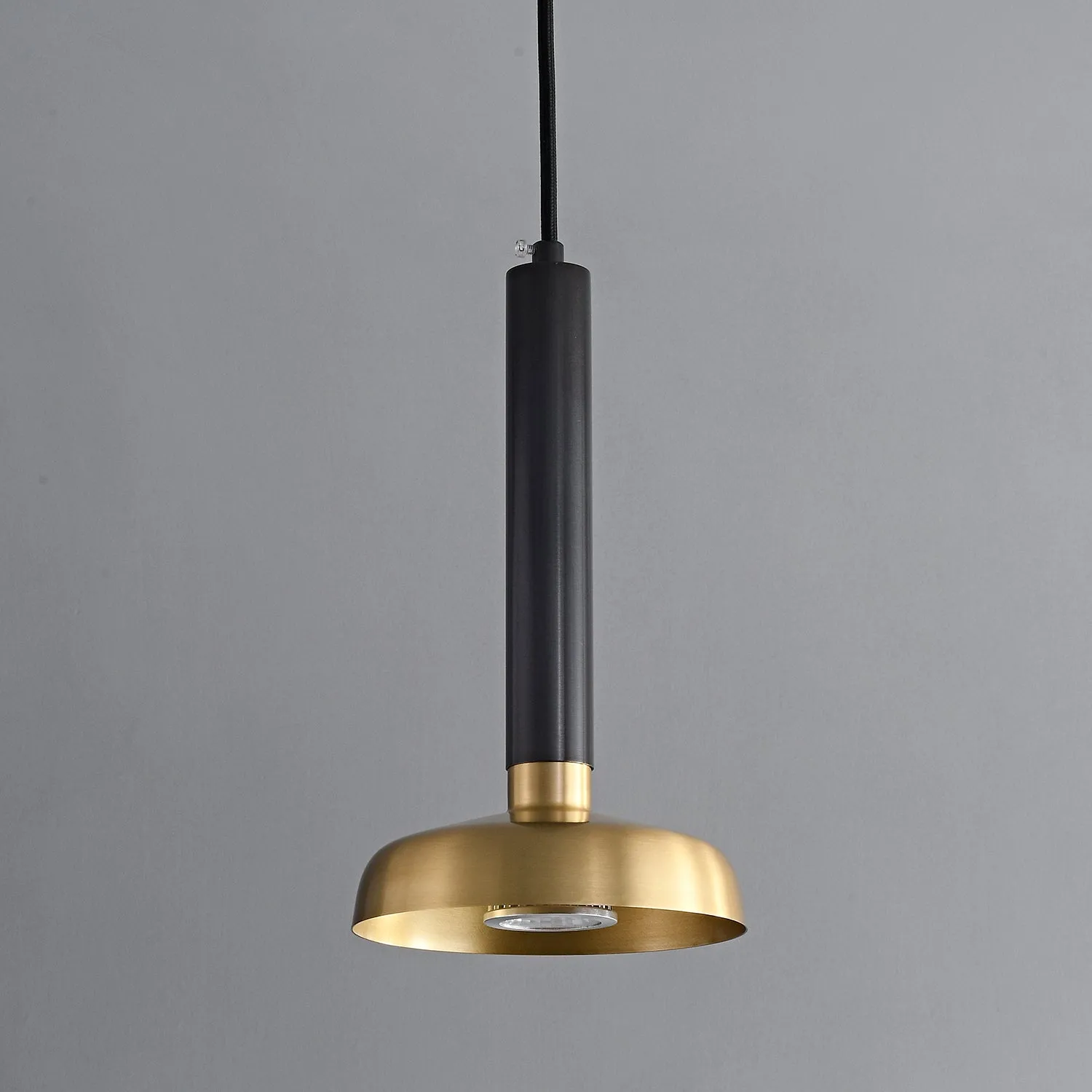 Zephyros Pendant Lamp